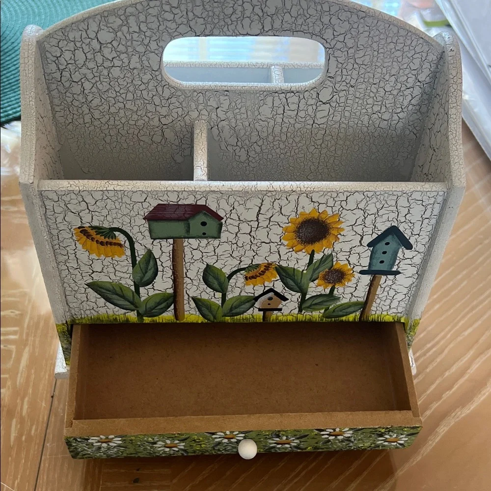 Sunflower and Birdhouse Decorative Organizer